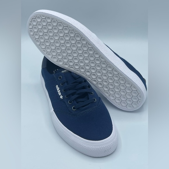 Adidas Shoes 3MC - Picture 7 of 7